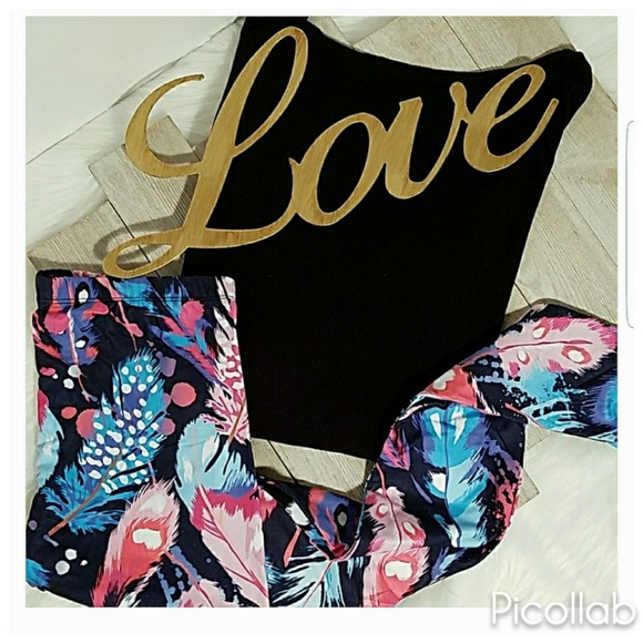 ❣Boho Feather Leggings - Picture 2 of 7